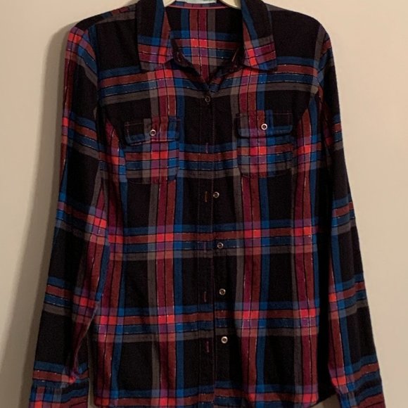 Maurices Large Roll-Tab Sleeve Button Up Shirt - Picture 6 of 13